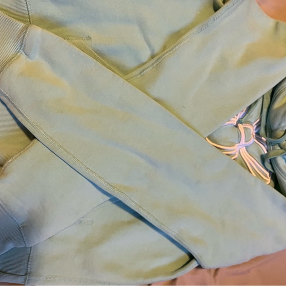 TNA sweater - Picture 4 of 4